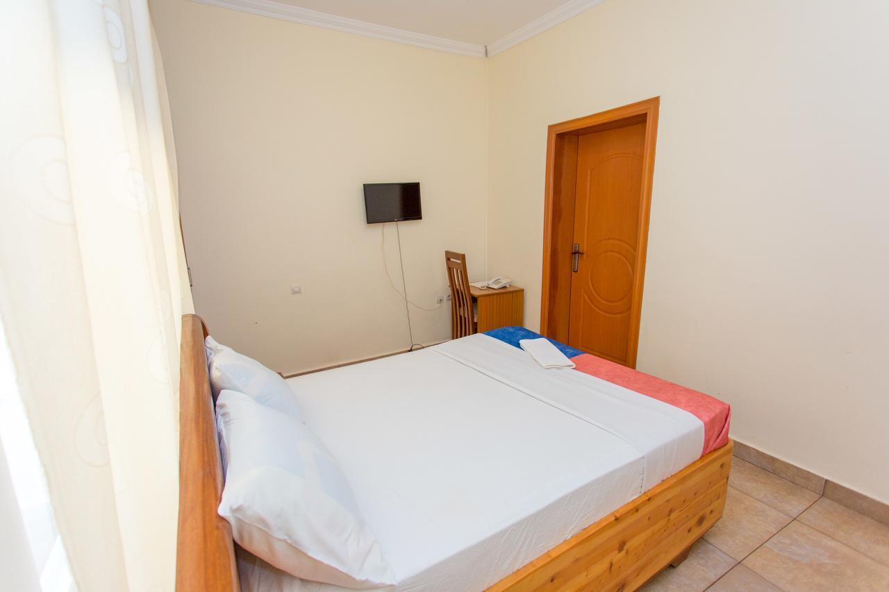 Auberge Saint Jean Leopold Кигали Экстерьер фото