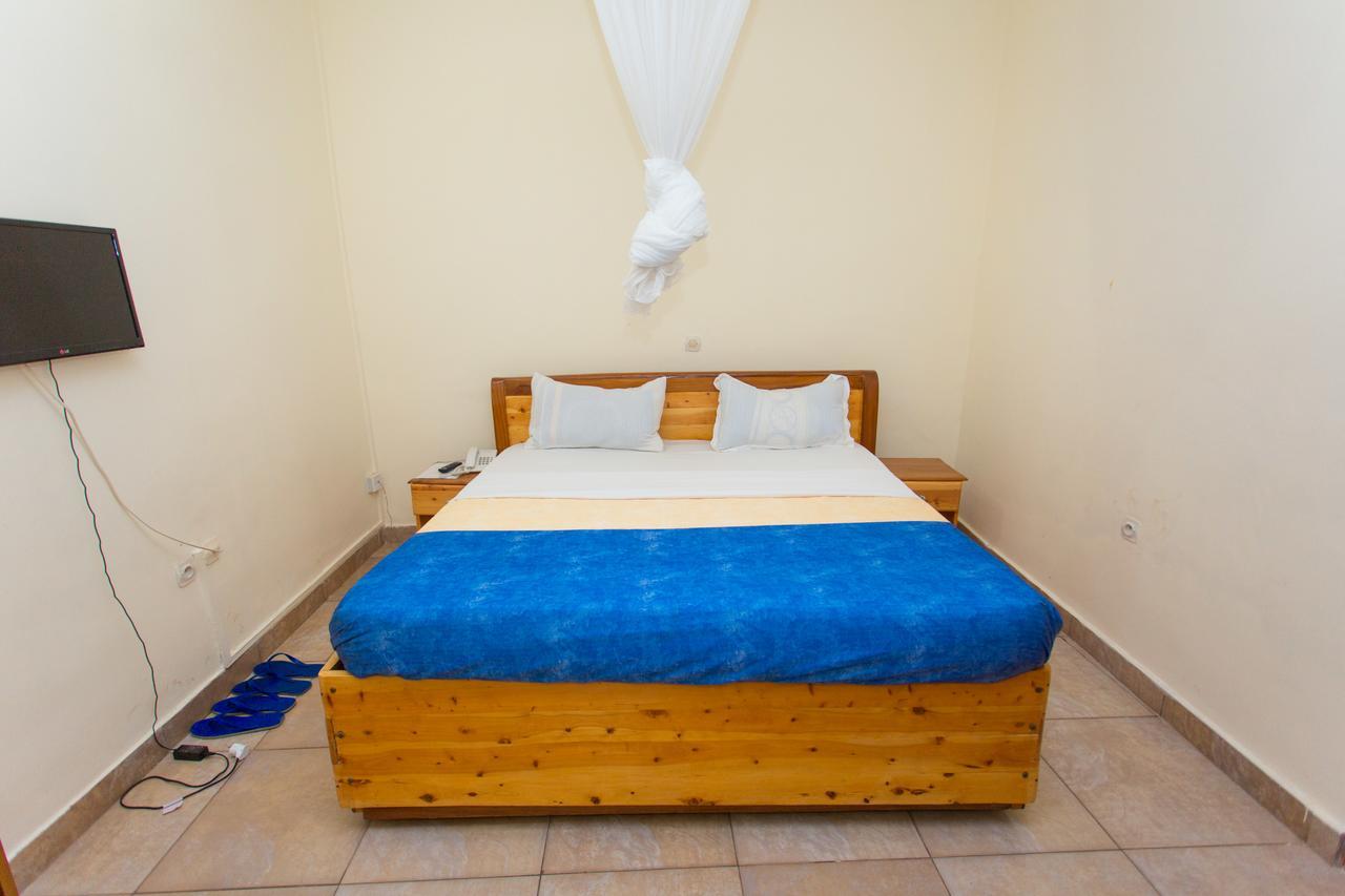 Auberge Saint Jean Leopold Кигали Экстерьер фото